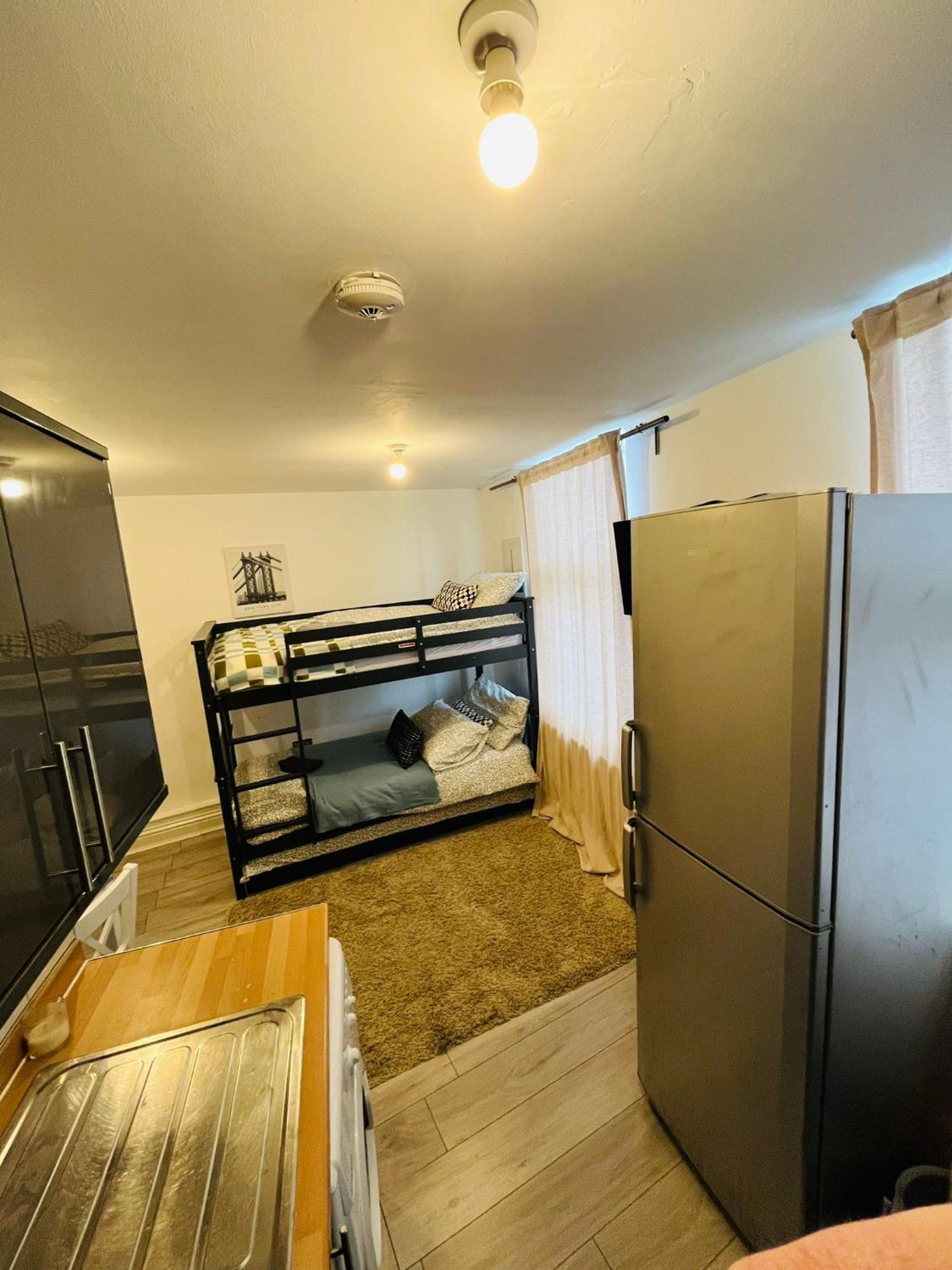 Willesden J Guest Home 4 Londres Chambre photo